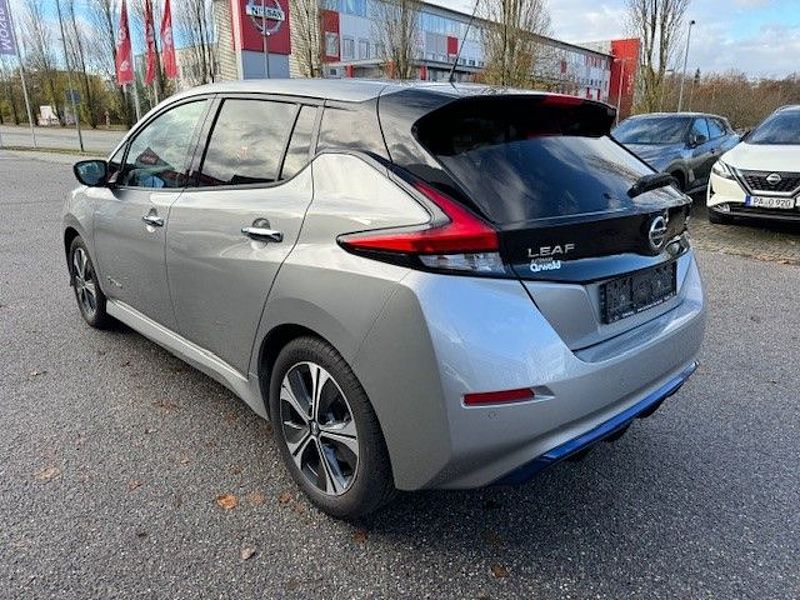 Nissan Leaf 40 kWh Automatik - Tekna